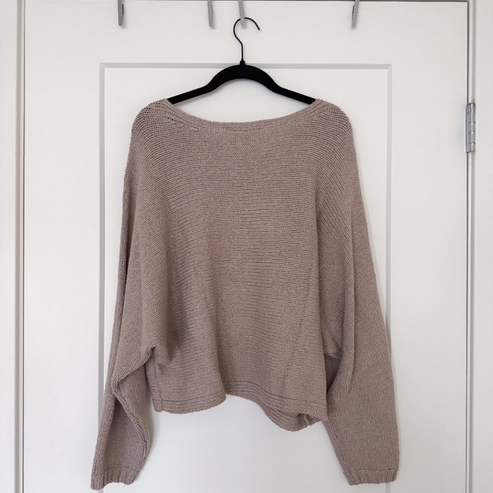 Abercrombie sweater - Picture 3 of 3